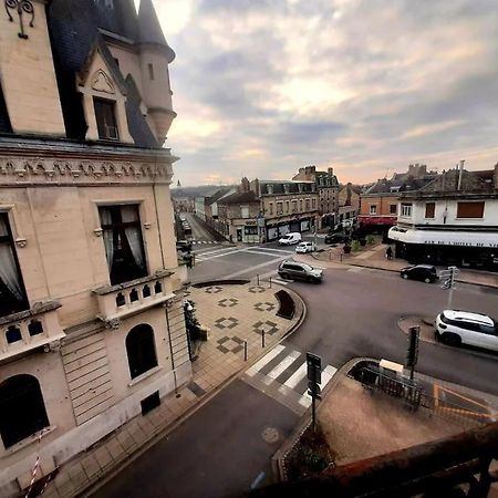 Maison De Ville Au Centre De Fismes Exterior foto